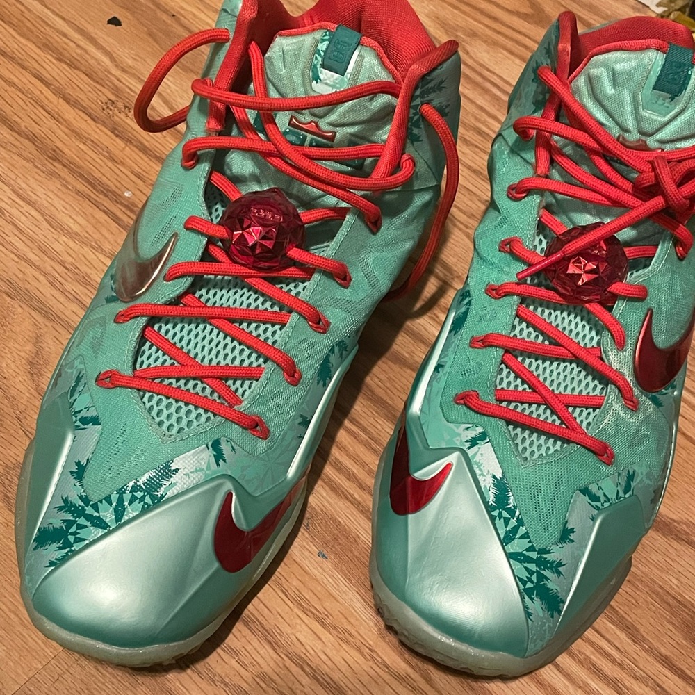 Lebron 12